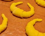 七夕にいかが？黄色のクレセントロール作り方4写真