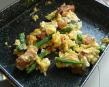 お弁当に簡単★焼き鶏といんげんの卵炒め作り方2写真