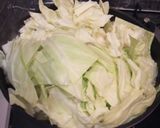 材料2つ♪手羽元とキャベツのカレー醤油煮作り方3写真