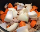 NZ産キウイと豚バラのトマトパスタ作り方2写真