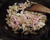 ごぼうとしめじとベーコンの混ぜご飯作り方4写真