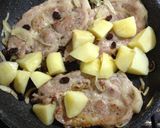 豚肉とジャガイモのレーズンミルク煮作り方5写真