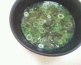 しっかり出汁の風味がする手抜きみそ汁作り方5写真