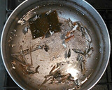 簡単　子供が喜ぶ！豆腐と油揚げの味噌汁作り方2写真