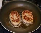 ハッシュドビーフで♡煮込みハンバーグ♪作り方2写真