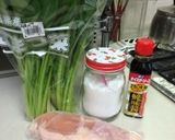 しっとり☆鶏胸肉と小松菜のオイスター炒め作り方1写真