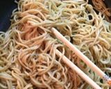 ちょっぴり贅沢な鶏もも肉の塩焼きそば作り方5写真