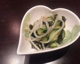 夏バテ防止！ワカメとカニカマの酢の物作り方6写真