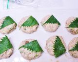 鶏ミンチとなめたけの簡単大葉巻きつくね♪作り方4写真