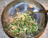 水菜と鮭フレークのおにぎり♪作り方3写真
