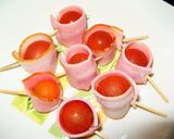 プチトマトも美味しいよ×ベーコン巻♪作り方2写真