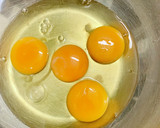 味醂でしっとり！蕎麦屋さんのだし巻き玉子作り方1写真