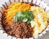 「楽楽ごまあえ」で、なんちゃってそぼろ丼作り方5写真