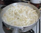 ラー油から作ろう！かんたんもやしナムル作り方1写真