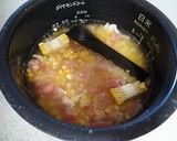 炊飯器にお任せ鶏肉入りとうもろこしご飯作り方2写真