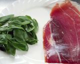 生ハムとバジル♪にんにくスパゲッティ作り方1写真