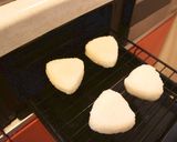 ふっくら香ばし焼きおにぎり＊是非グリルで作り方3写真