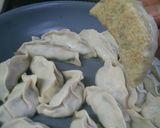 ニンニク香るジューシー餃子作り方9写真