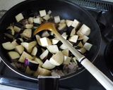 豚ひき肉と夏野菜の味噌炒め作り方5写真