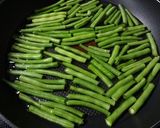 母の味☆いんげんの卵をポン！作り方4写真