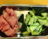 さっぱりお酢で豚肉とキュウリの中華丼作り方1写真
