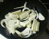 簡単、スパムと夏野菜の炒めもの作り方5写真