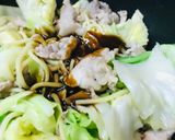 豚こまぎれ肉＆キャベツのシンプル焼きそば作り方3写真