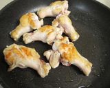 鶏手羽元と根菜の煮物作り方6写真