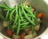 鶏手羽元と根菜の煮物作り方11写真