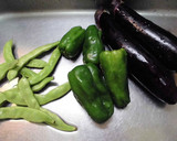 夏野菜のオイスターソース炒め作り方1写真