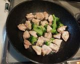 ♧鶏もも肉とブロッコリー炒め♧作り方4写真