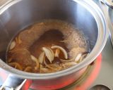 焼き鳥リメイクで本格派！炭火焼鶏の親子丼作り方5写真