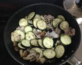 ナスとトマトの肉炒め作り方2写真
