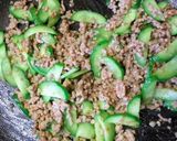 きゅうりと豚挽き肉のピリ辛丼！！作り方3写真