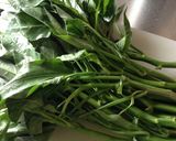 おばあ直伝沖縄料理！空芯菜ニンニク炒め作り方1写真