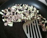 簡単！なすとひき肉の味噌炒め丼作り方3写真