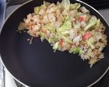 簡単ランチに♪かにかまキャベ玉チャーハン作り方5写真