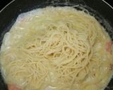 焼きシャケ入り♪和風なクリームパスタ☆作り方5写真