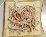 ごぼうサラダとチーズで簡単おかずトースト作り方2写真