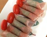 大人も子供もお洒落に～ウイニーの生ハム巻作り方6写真