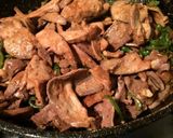 豚レバーとハツのピーマン炒め作り方8写真