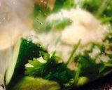 クセになる！胡瓜とパクチーの塩麹漬け作り方2写真