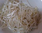 節約♬カップスープ♬モヤシラーメン？？作り方1写真