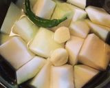 豚バラと夕顔の煮込み 白味噌仕立て作り方2写真