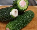 ゴーヤにちくわとウィンナーを入れて作り方1写真