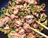 夏本番！ゴーヤと豚バラの味噌炒め☆作り方7写真