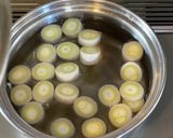 簡単♪ネギとワカメのお味噌汁作り方1写真