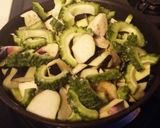 茄子と苦瓜の味噌炒め作り方2写真
