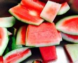 スイカの皮で….味噌汁作ろう作り方1写真