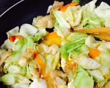 鶏皮で☆ぱぱっとキャベツ炒め作り方4写真